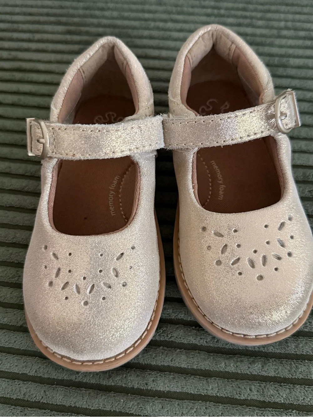 Stride Rite Toddler Mara Mary Jane Size 7 in Champagne ✨ No Box
